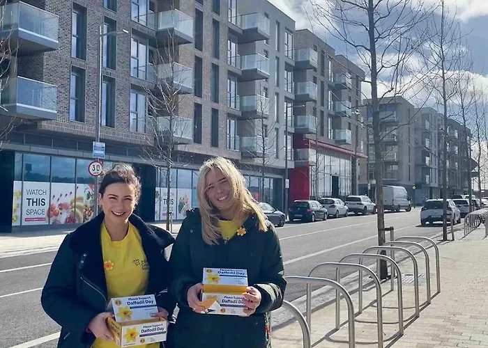 Large Luxurious Studio, Dublin18 Apartment